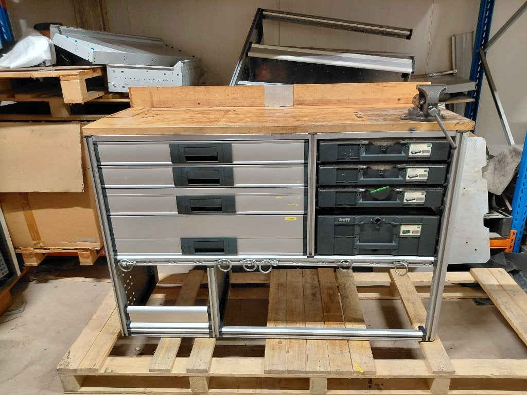 ÉTABLI BOTT NR 1194 L 152 W 53 H 113 PRIX 799 EUROS, Enlèvement, Utilisé