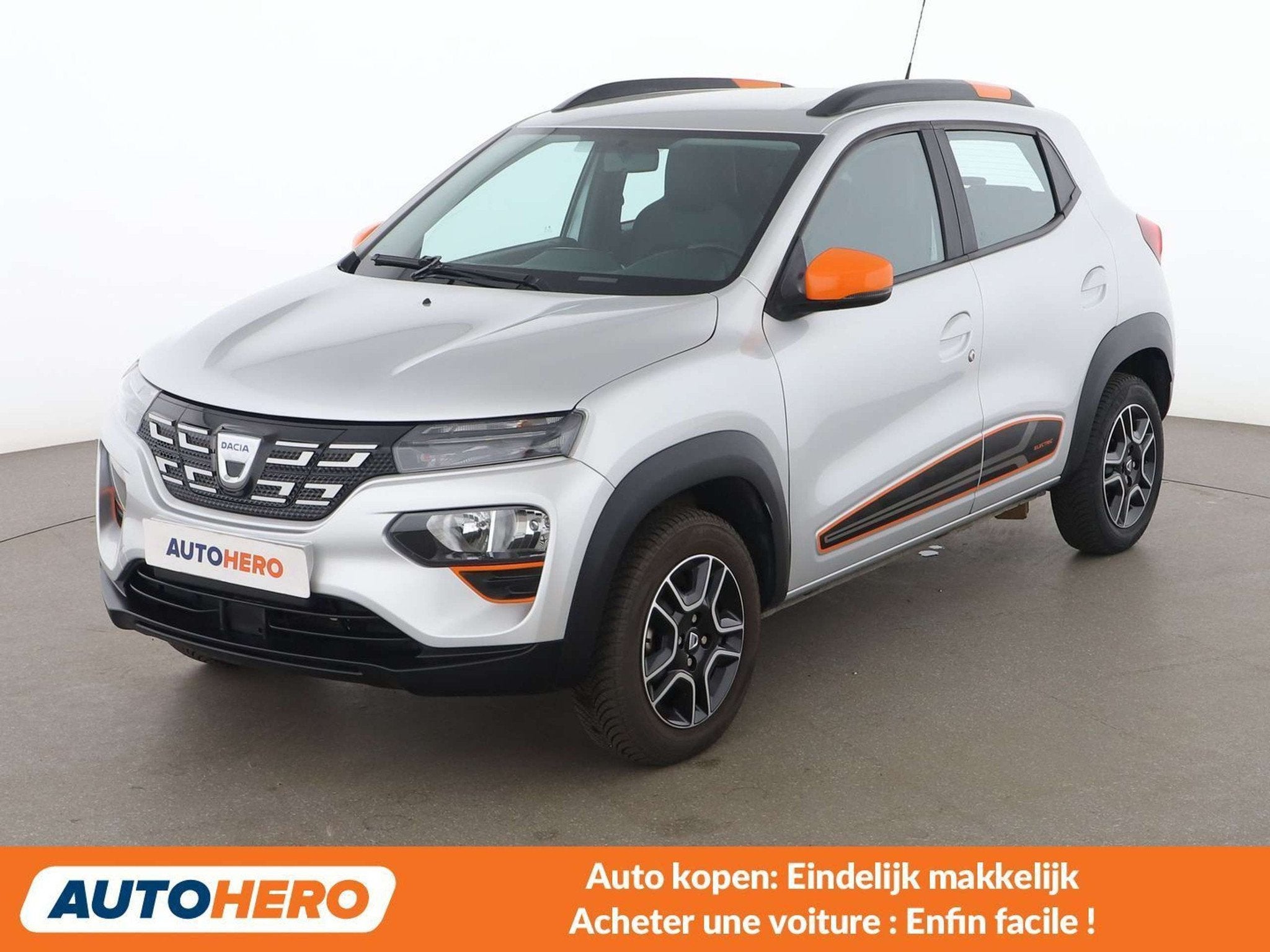Dacia Spring electric drive 33 kW Comfort Plus, Autos, Dacia, Cuir, Argent ou Gris, Achat, 1045 kg