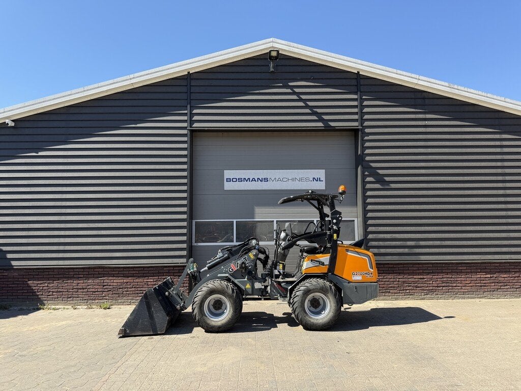 Giant G2700 X-TRA HD+ minishovel / kniklader 2024 350 uur, Zakelijke goederen, Tobroco, Info@tobroco.nl, Sprendlingenstraat 57
5061 KM  Oisterwijk, NL