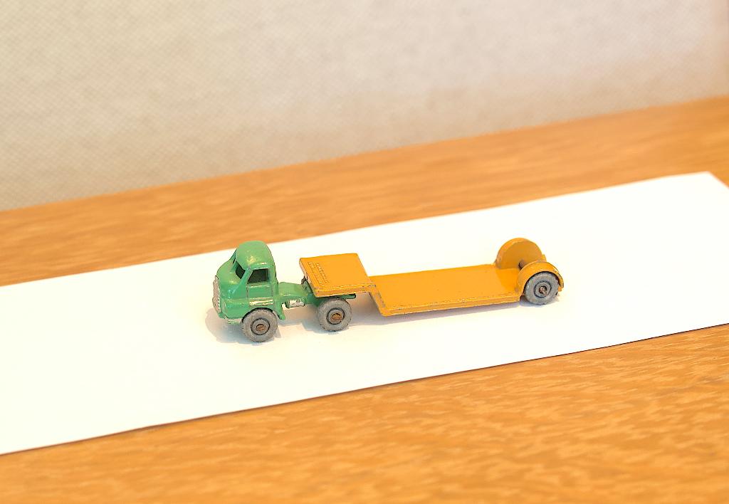 Matchbox nr 27b Bedford low loader - goede staat, Ophalen of Verzenden, Gebruikt, Bus of Vrachtwagen