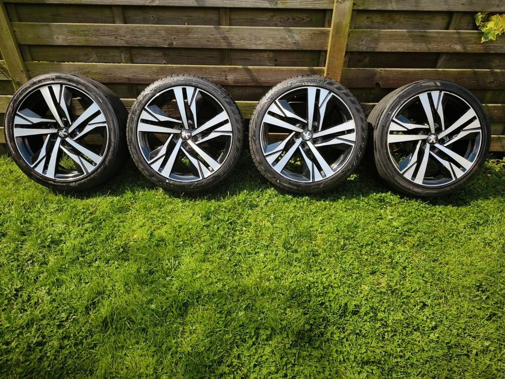 Peugeot velgen 5x108 19 inch met banden, Autos : Pièces & Accessoires, Pneus & Jantes, Enlèvement, 19 pouces, Pneu(s)