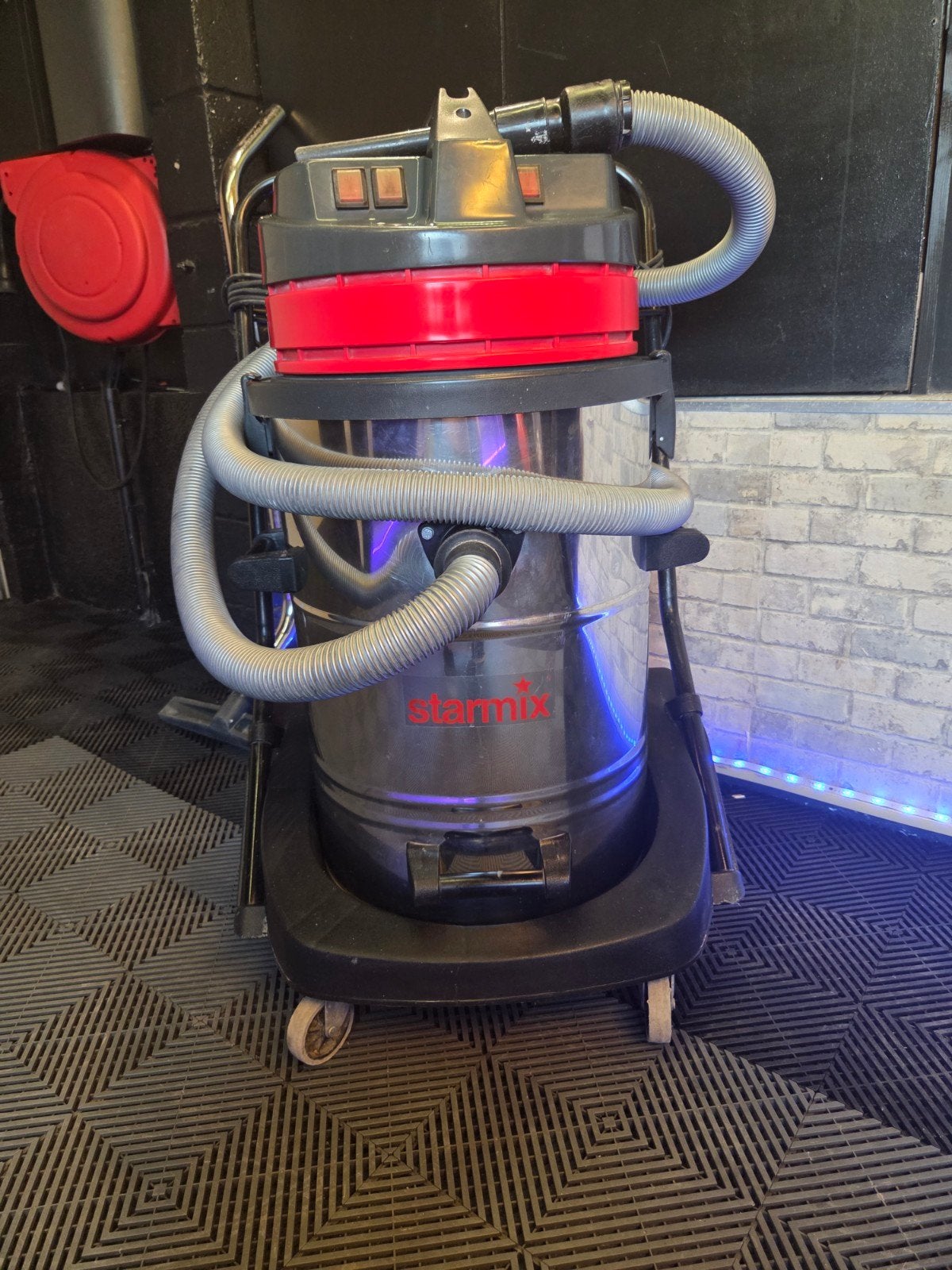 aspirateur industriel starmix 3 moteurs parfait état, Bricolage & Construction, Enlèvement