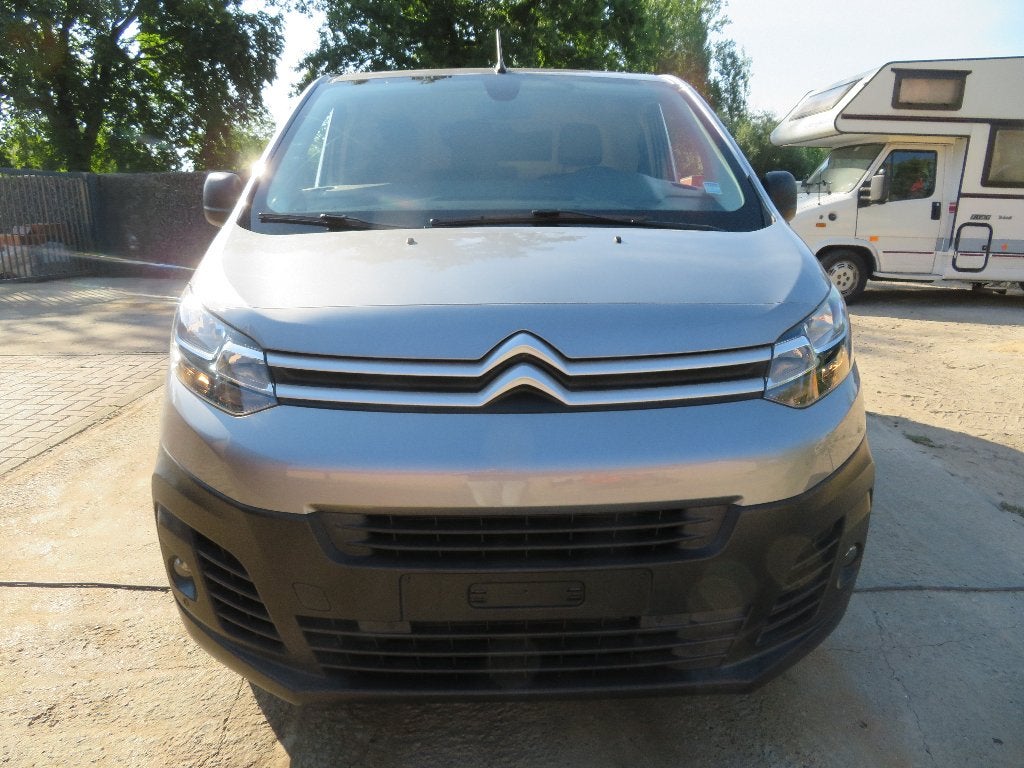 Citroën Jumpy 2.0 BlueHDI - 81.876km - 2021 - €6d, 90 kW, Argent ou Gris, Achat, Euro 6