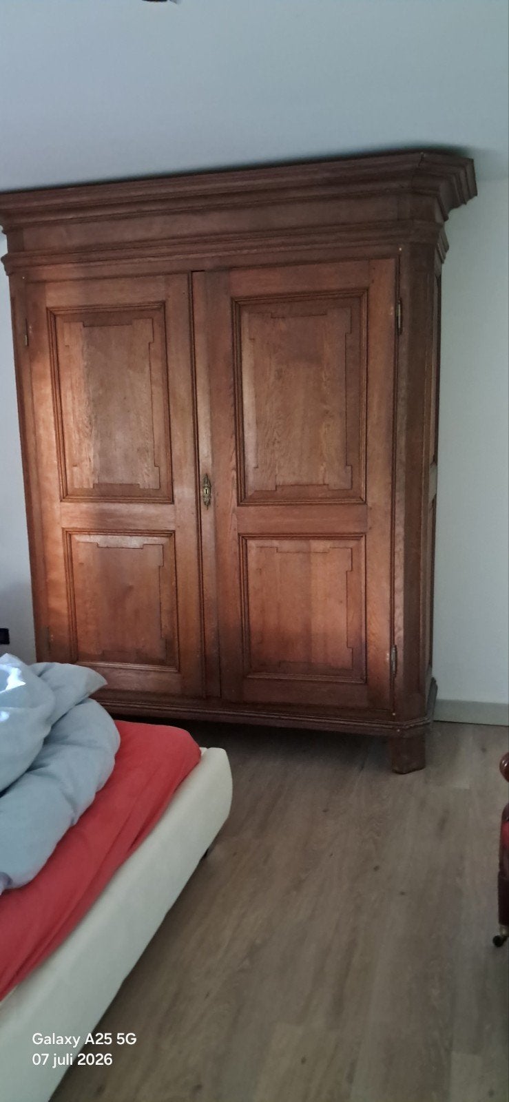 armoire en chêne, Enlèvement