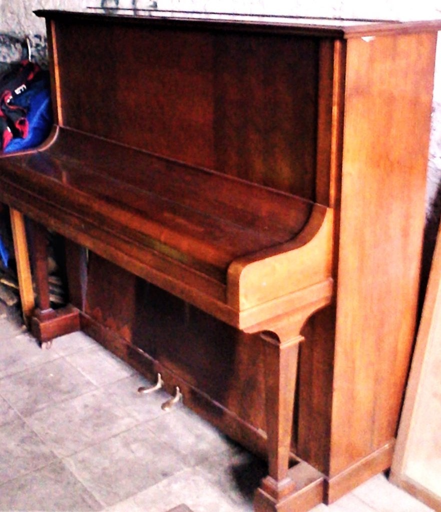 Hautrive wandpiano te koop, Muziek en Instrumenten, Piano's, Ophalen, Gebruikt, Bruin, Piano