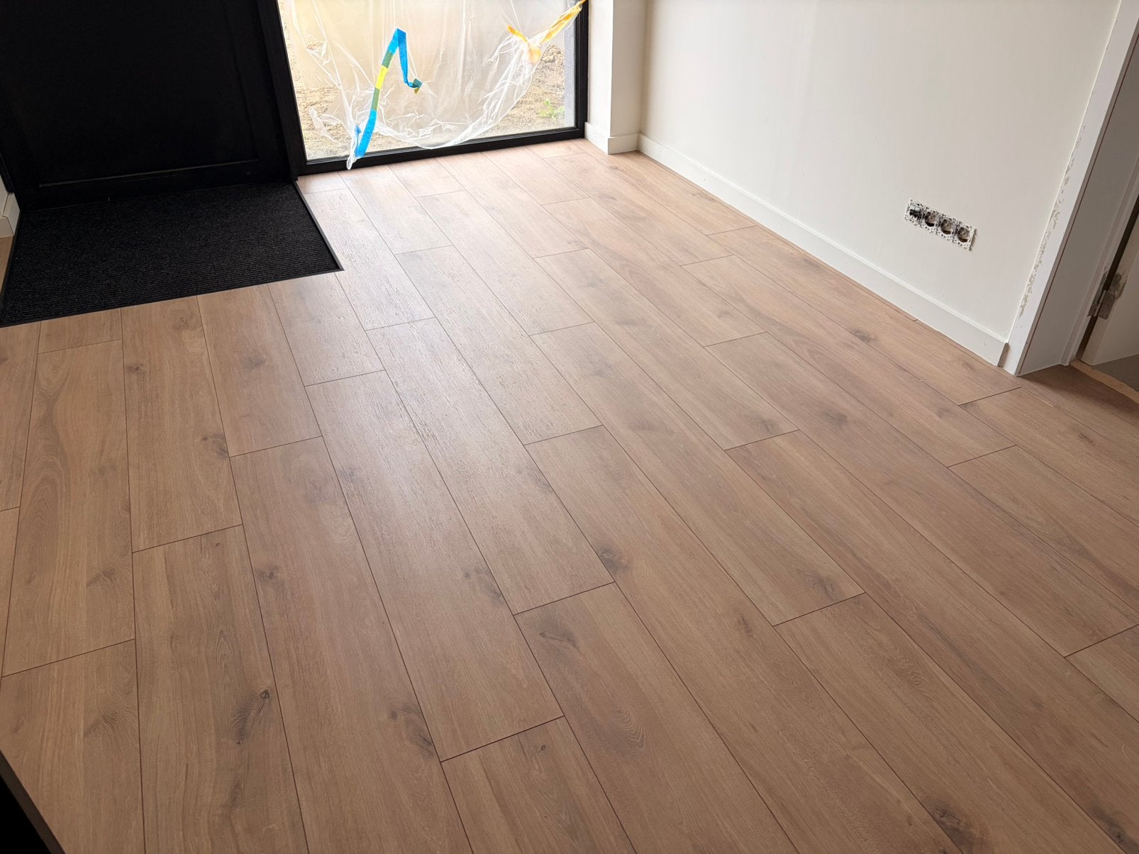 Mooie natuurlijke laminaat hout 16m2 + ondervloer 5mm, Doe-het-zelf en Bouw, Ophalen, Nieuw, 10 m² of meer, Hout