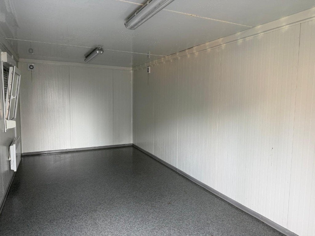 Bureelcontainer Lengte 6 meter, 3 meter breed, 2.6 meter h., Ophalen