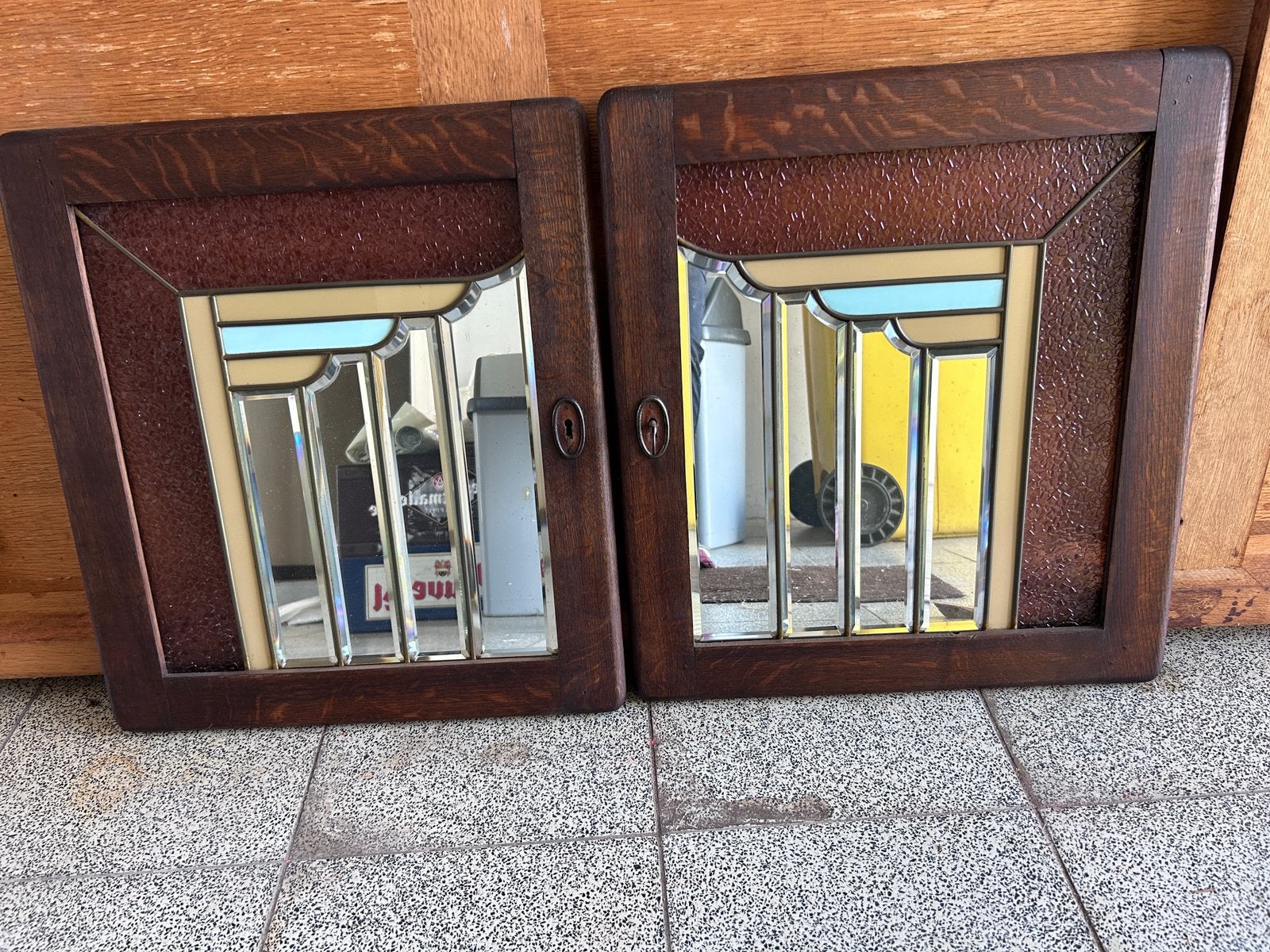 Glasraam art-deco (deuren van een kast), Enlèvement