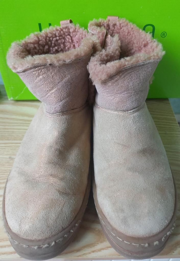Warme enkellaarsjes Unisa maat 34, Bottes, Enlèvement ou Envoi, Unisa, Utilisé