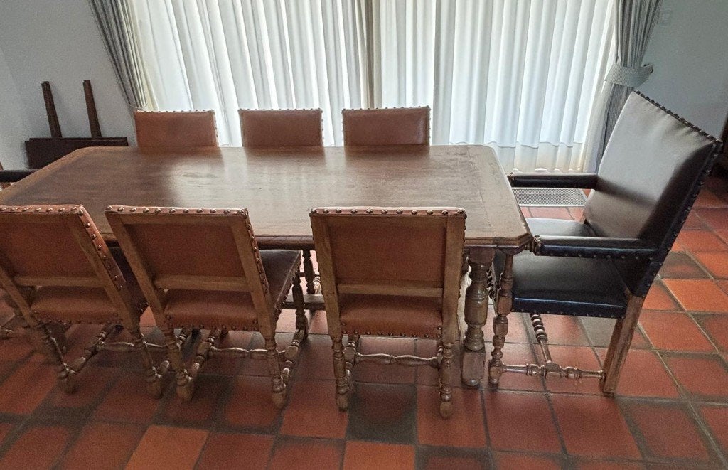 Tafel massief-hout, Enlèvement