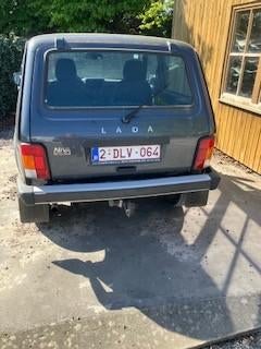 lada niva, Auto's, Lada, Niva, Zwart, 4 cilinders, 2 g/km