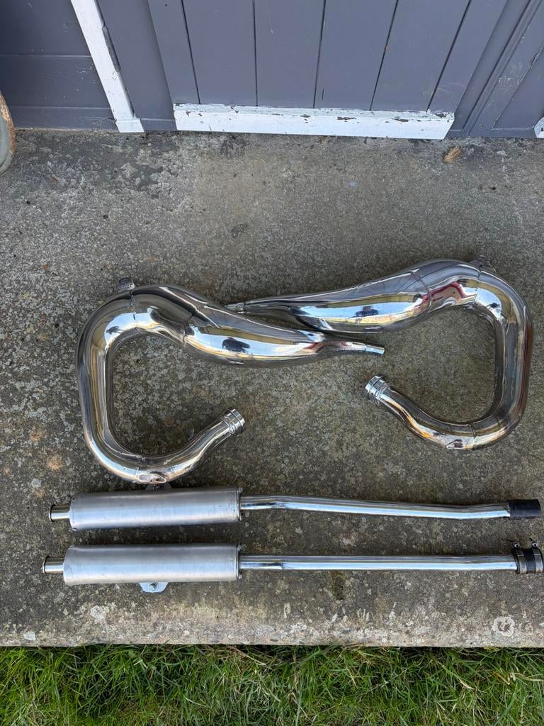 350 Banshee, Motoren