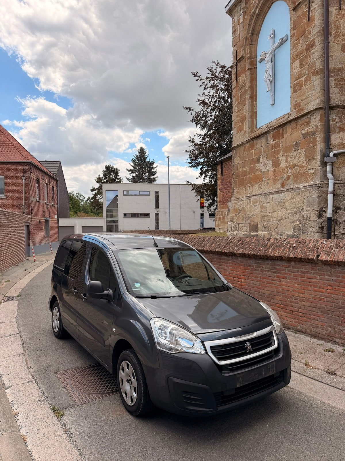 Peugeot Partner utilitaire 2017, 1.6HDI, Euro 6, Autos, Camionnettes & Utilitaires, Bluetooth, Achat, Euro 6, Boîte manuelle