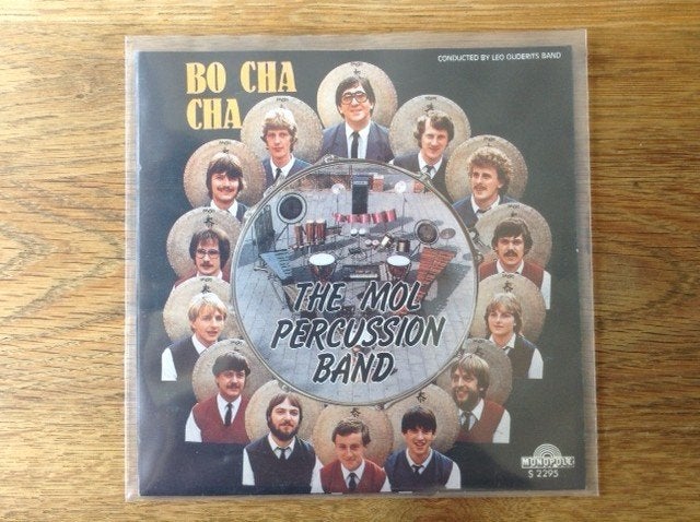 single the mol percussion band, Cd's en Dvd's, 7 inch, Ophalen of Verzenden, Fotohoes, R&B en Soul