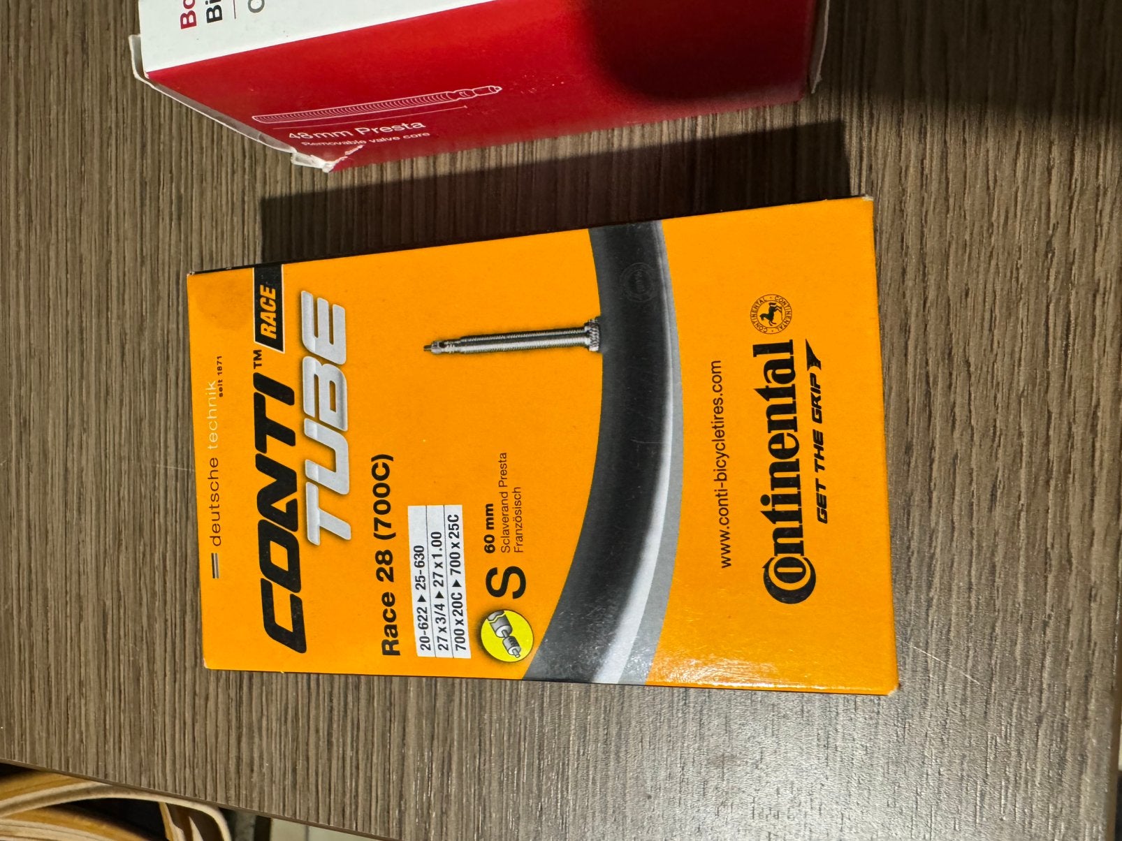 Tube intérieur 28/700c 22-25mm presta 60mm, Enlèvement, Comme neuf