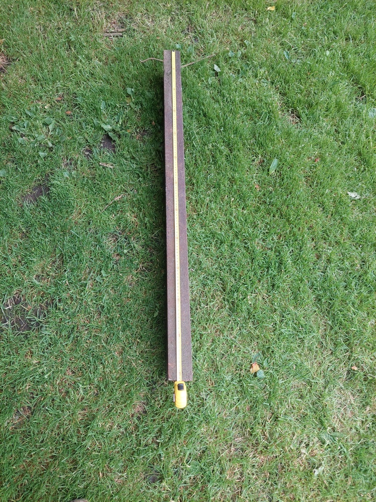 Poutrelle métallique 121x14x6.5