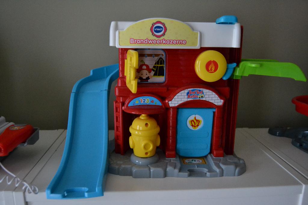 Brandweerkazerne ToetToet VTech, Ophalen of Verzenden, Gebruikt, 2 tot 4 jaar