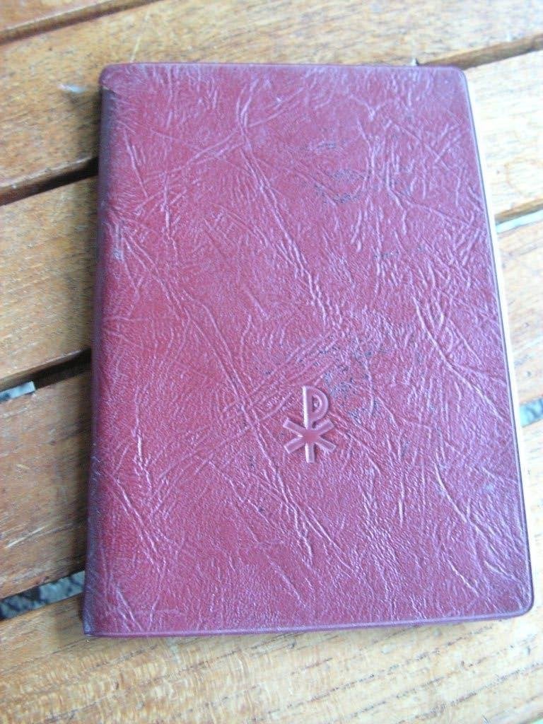 Antiek misboekje met kaft in kunststof (uitgave 1965)., Collections, Religion, Utilisé, Christianisme | Catholique, Livre, Enlèvement ou Envoi