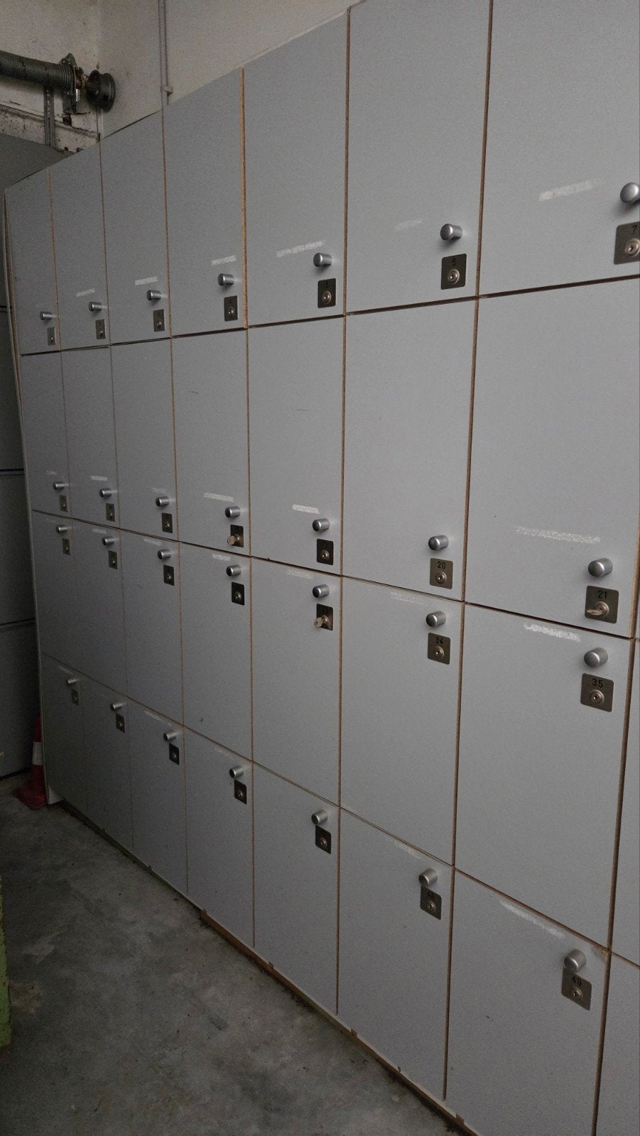 grote kast met kastjes, Ophalen