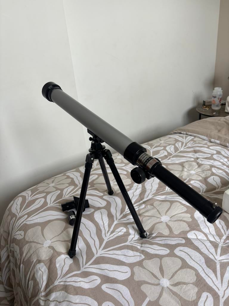 Telescopes, Enlèvement ou Envoi, Utilisé, Télescope réflecteur (miroirs), Avec trépied