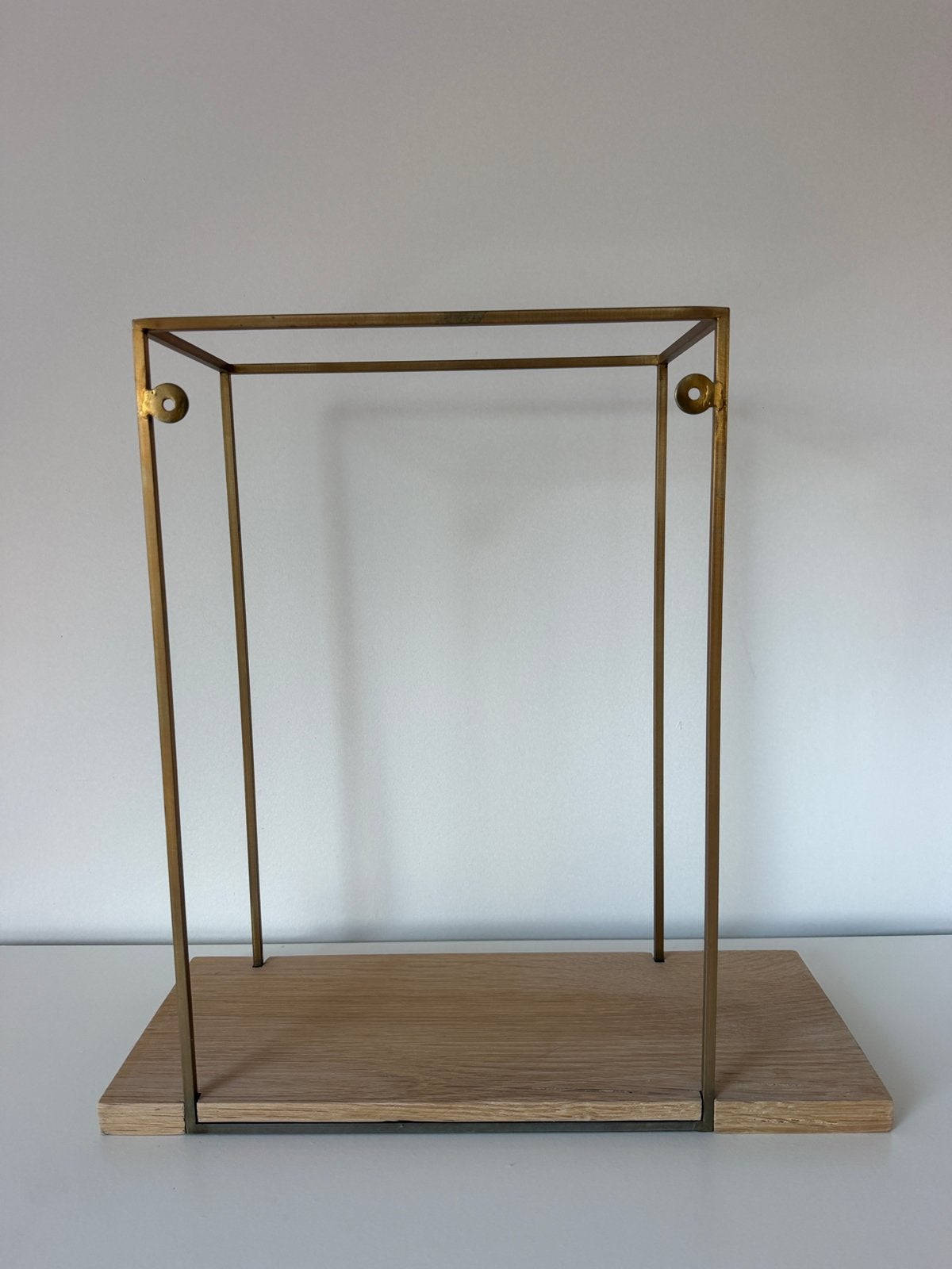 Serax wandrek / displayrek – hout & messing, Huis en Inrichting, Ophalen, Nieuw, Minder dan 150 cm, Minder dan 25 cm