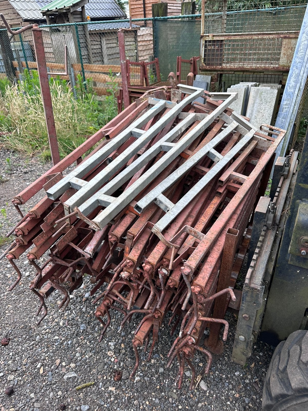 Leuning houders +- 70 stuks, Ophalen, Gebruikt, IJzer