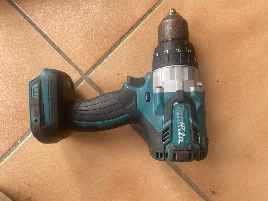 Makita, Bricolage & Construction, Enlèvement, Comme neuf