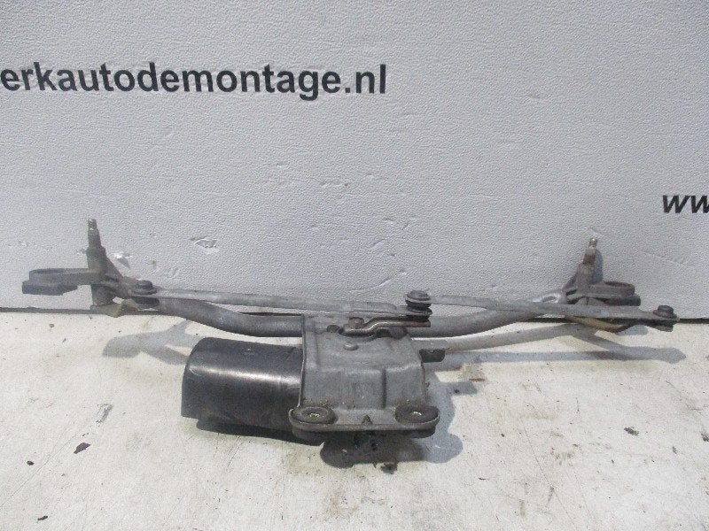 RUITENWISSER MECH + MOTOR Ford StreetKa (97-kg-17604-ae), Gebruikt, Henry-Ford-Straße  1
50735  Köln, DE, Ford-Werke GmbH, Kunden@ford.com