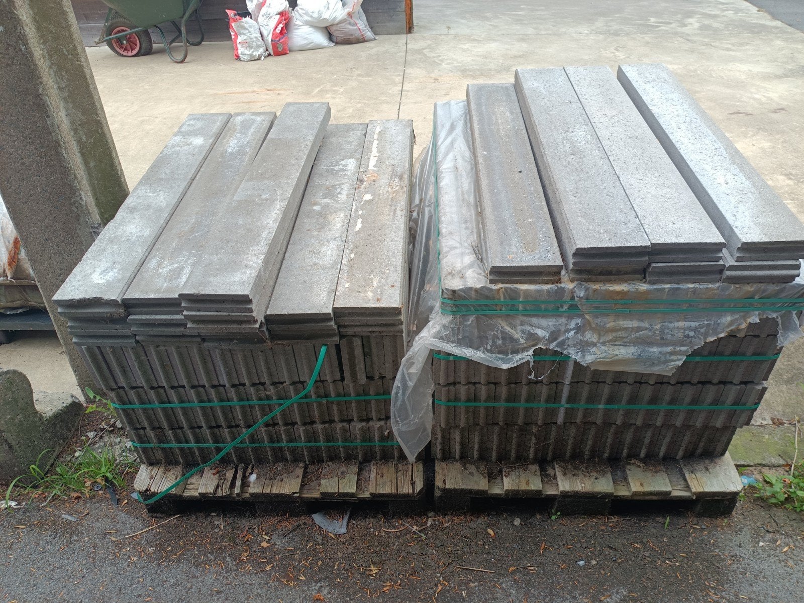 2 palleten 15 h x 5 breed x 1m lang, Tuin en Terras, Ophalen