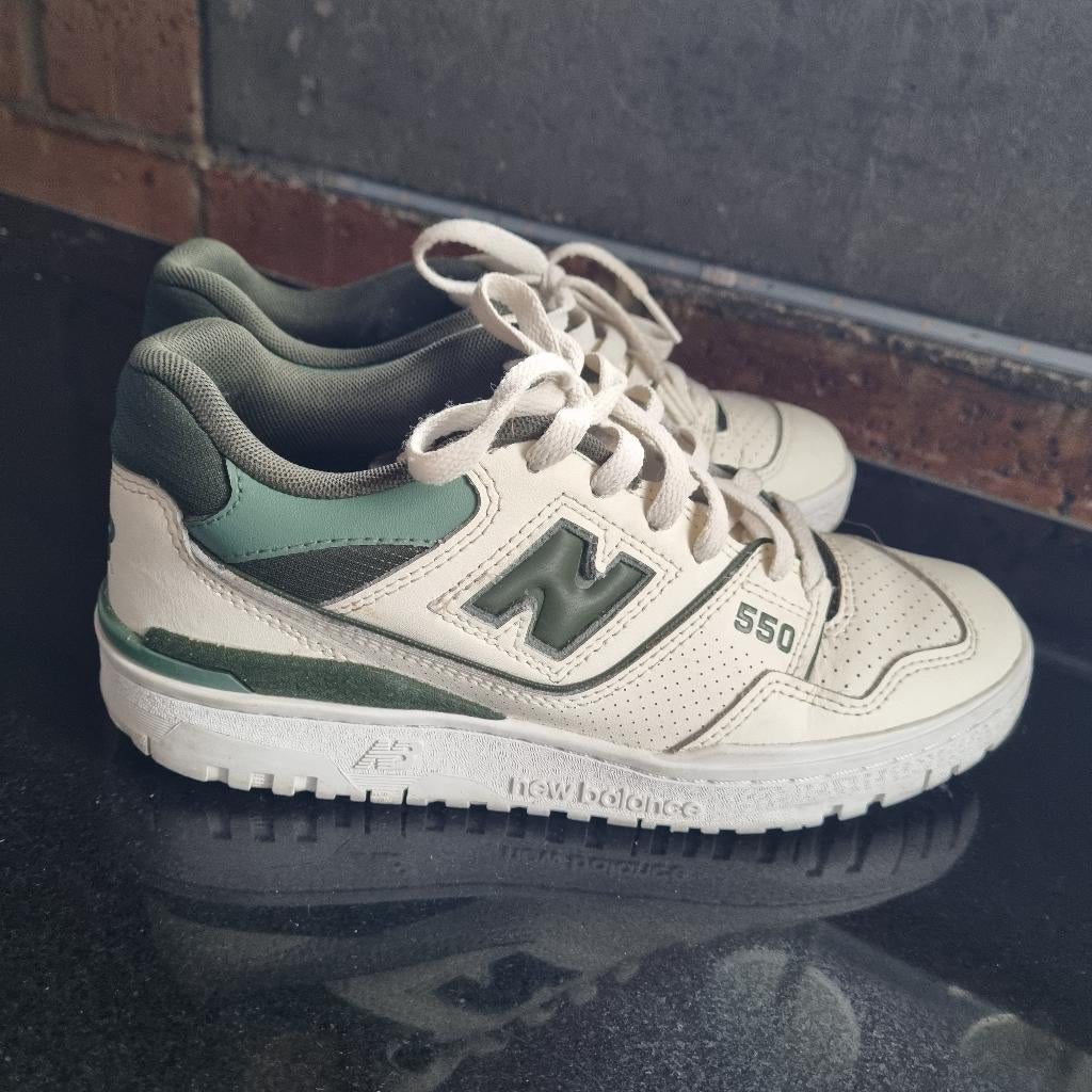 Baskets dame NEW BALANCE 550., Enlèvement ou Envoi, Autres couleurs, Sneakers et Baskets, New Balance