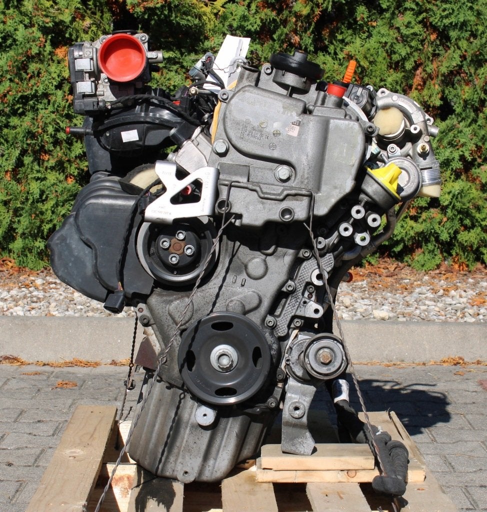 Moteur CDGA Complet VW TOURAN PASSAT, Envoi, Utilisé, Daihatsu