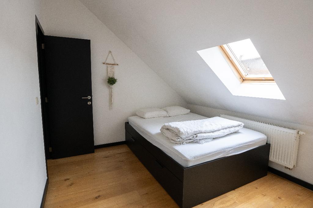 Bedframe en lattenbodem (Indien gewenst: matras, beddengoed), Maison & Meubles, Chambre à coucher | Lits, Comme neuf, Deux personnes