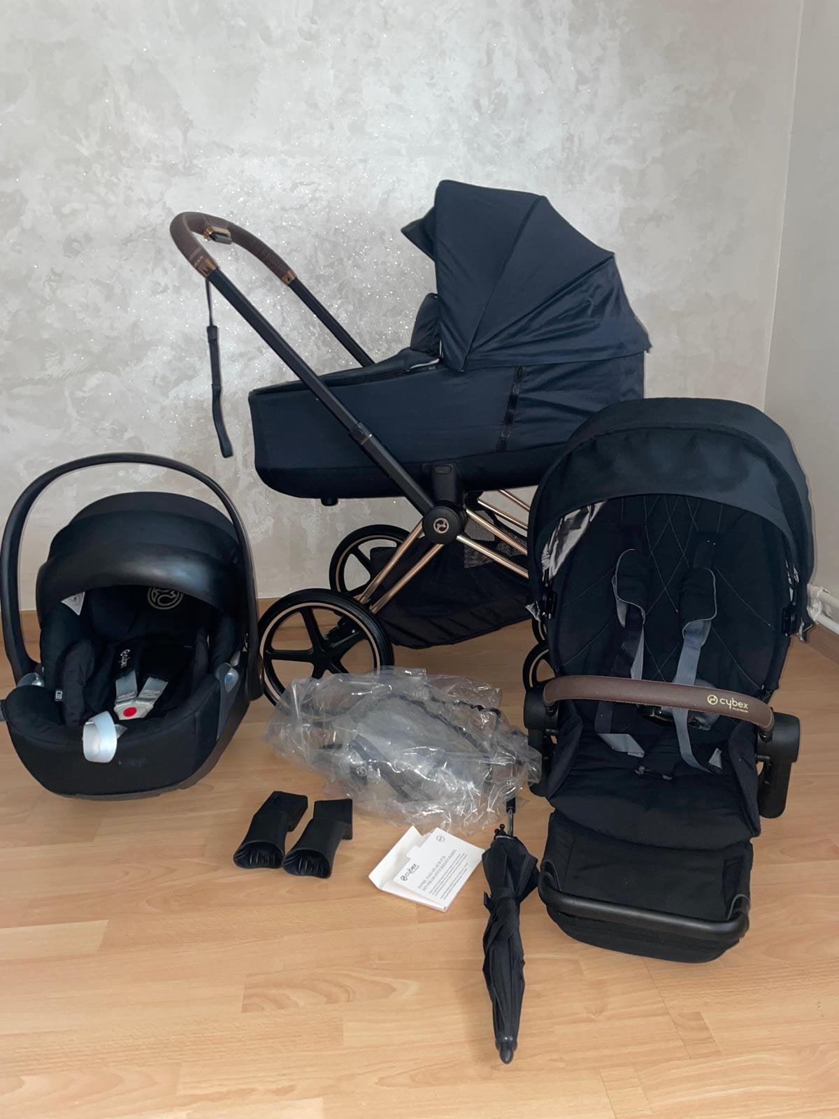 Cybex Priam 4 + nacell de luxe + Cloud T i-Size 0-18 kg, Enfants & Bébés, Poussettes & Combinaisons, Enlèvement, Comme neuf, Poussette
