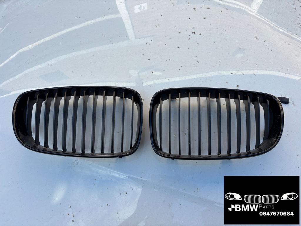 Grille nieren Bmw 1-Serie E81 E87 hoogglans zwart, Gebruikt, -, Ophalen of Verzenden, -