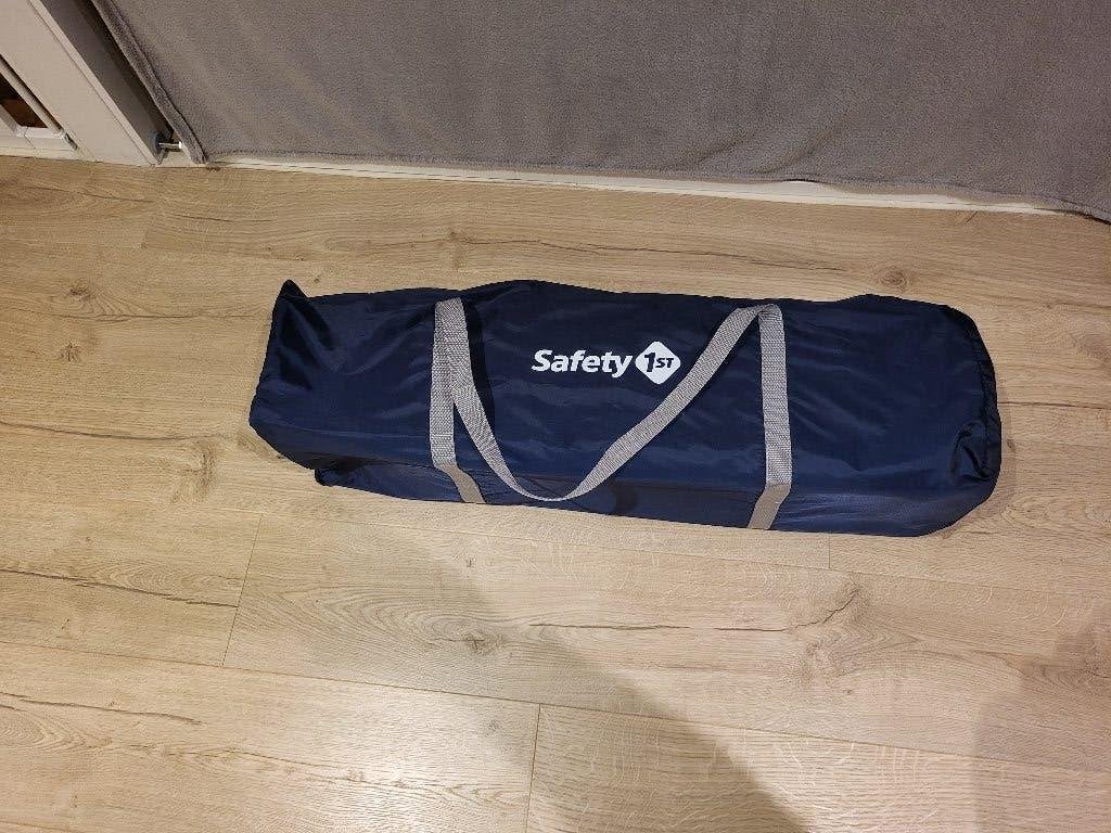 Reisbed Safety 1st + Matras  [2stuks], Ophalen, Zo goed als nieuw, Reisbedje