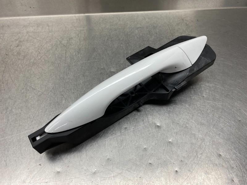 PORTIERGREEP BUITEN RECHTS VOOR Hyundai i30 Wagon (GDHF5), Gebruikt, Voor, Hyundai