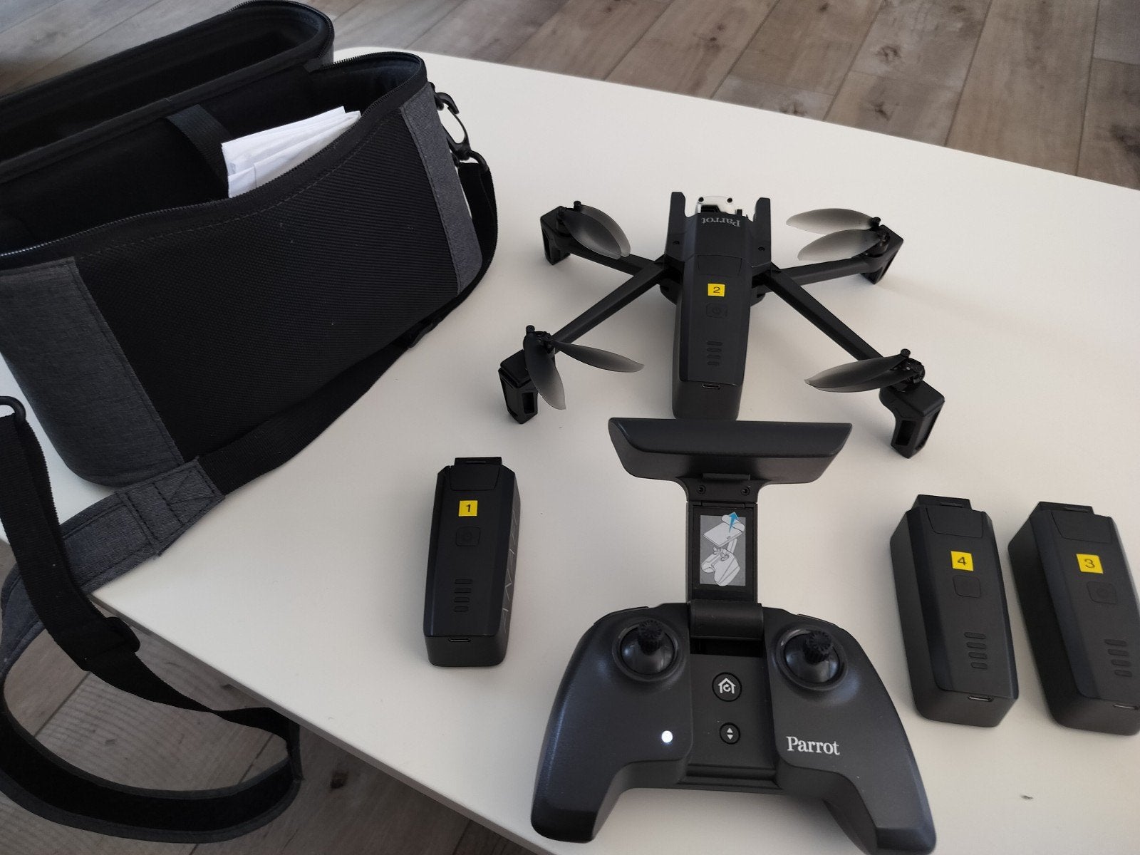 Complete drone , Parrot anafi, Hobby en Vrije tijd, Modelbouw | Radiografisch | Helikopters en Quadcopters, Ophalen
