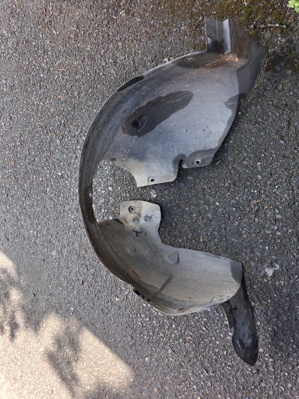 Pare boue avg conducteur Peugeot 206, Fietsen en Brommers, Brommers | Tuning en Styling, Ophalen