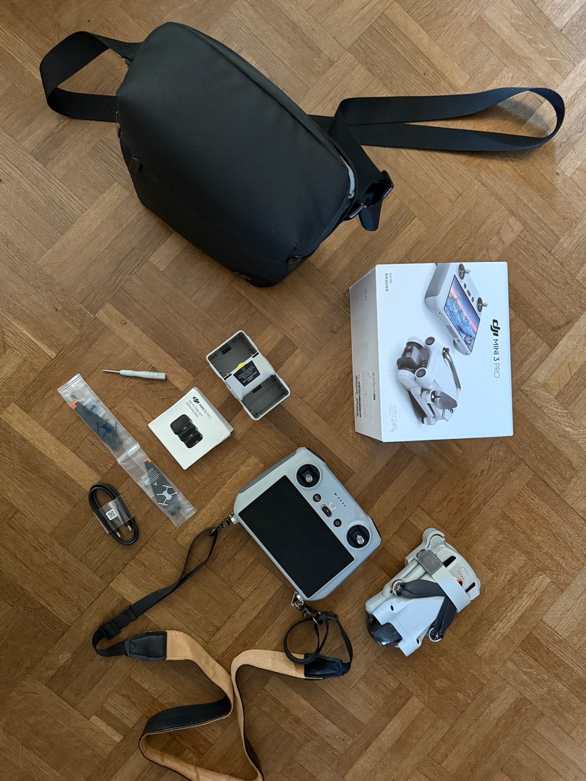 DJI mini 3 pro, Ophalen of Verzenden, Zo goed als nieuw, DJI