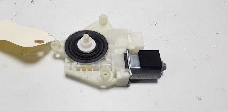 MOTEUR LEVE VITRE ELECTRIQUE Volkswagen Passat (3G2), Utilisé, Volkswagen