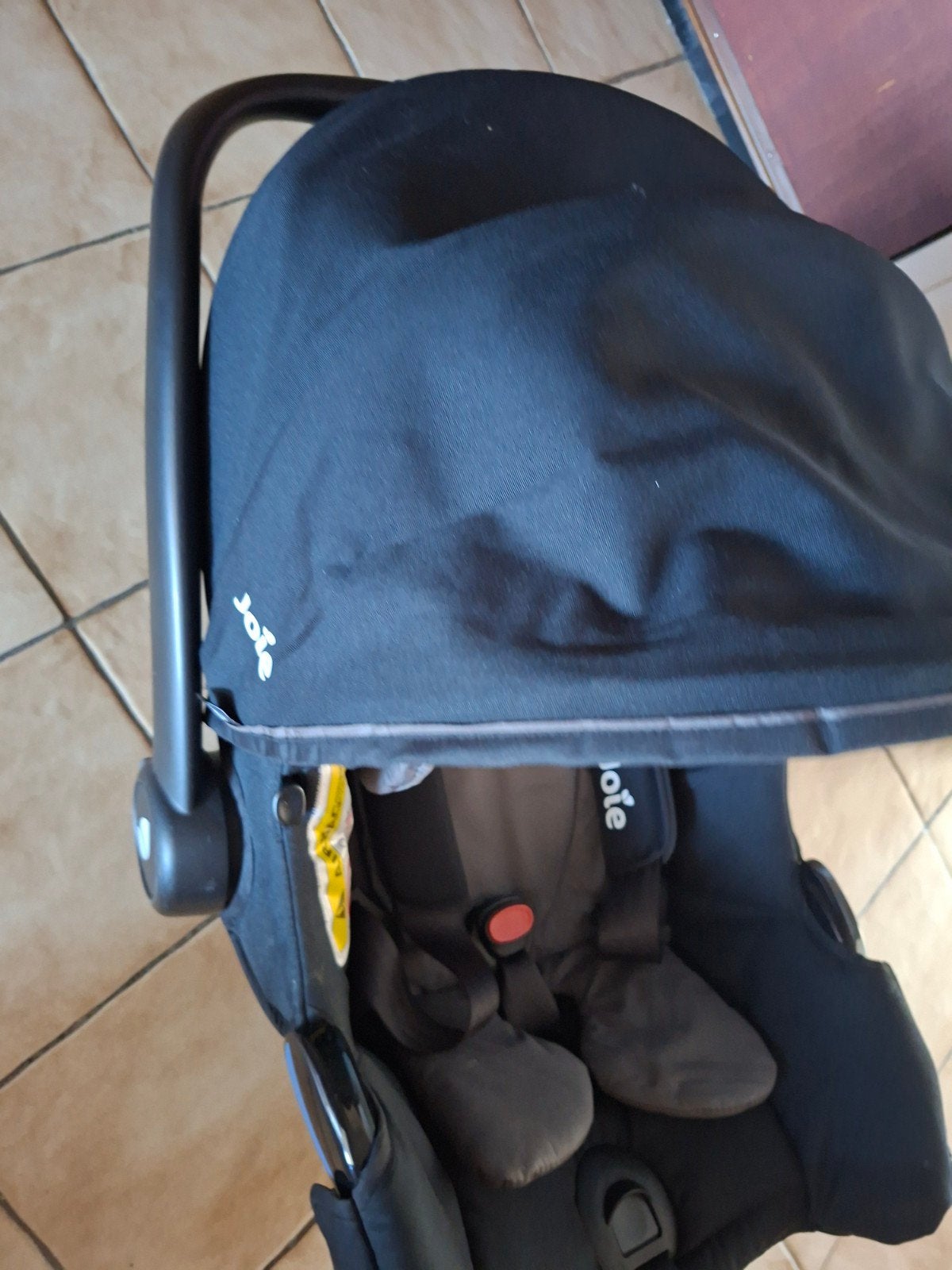 Maxci cosi joie, Ophalen