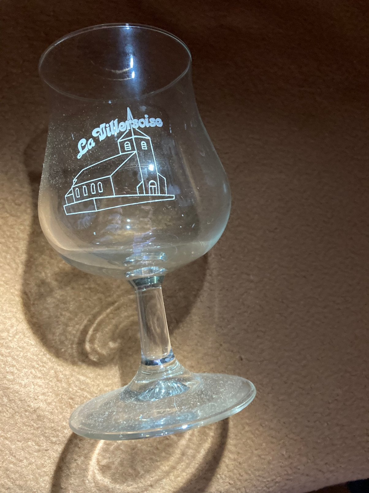 Verre à bière La Villeoise, Collections, Enlèvement, Comme neuf, Verre ou Verres