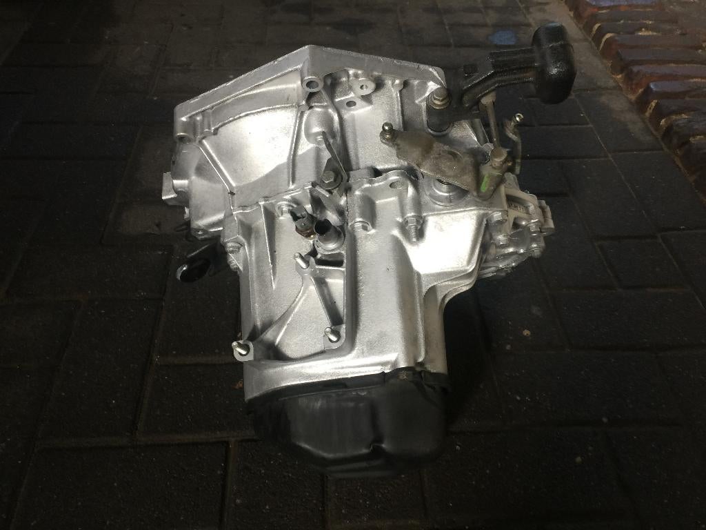 Boites de vitesses Peugeot 207/ 207 CC, Autos : Pièces & Accessoires, Transmission & Accessoires, Peugeot, Utilisé, Enlèvement ou Envoi