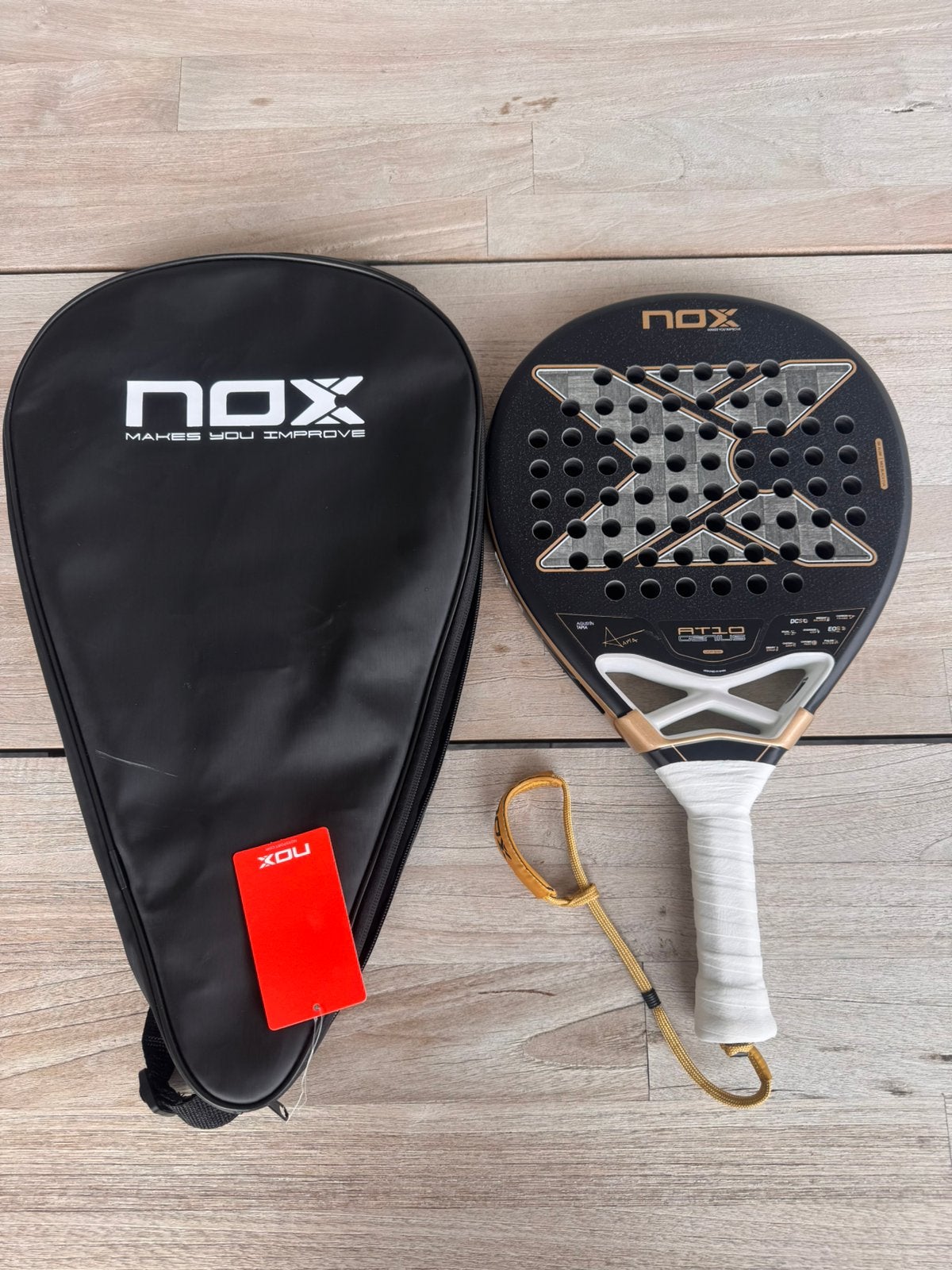 NOX AT10 18K 2026, Sports & Fitness, Padel, Enlèvement, Comme neuf, Raquette de padel