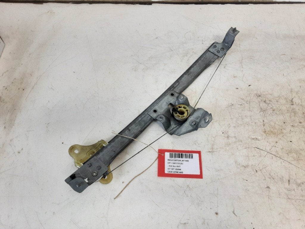VITRE MECANISME AVANT DROIT Renault Captur (2R) (01-2013/-), Renault, Mevr. I. Hauben, Utilisé, Rue de l'Espoir 34 34
4030  GRIVEGNÉE, BE