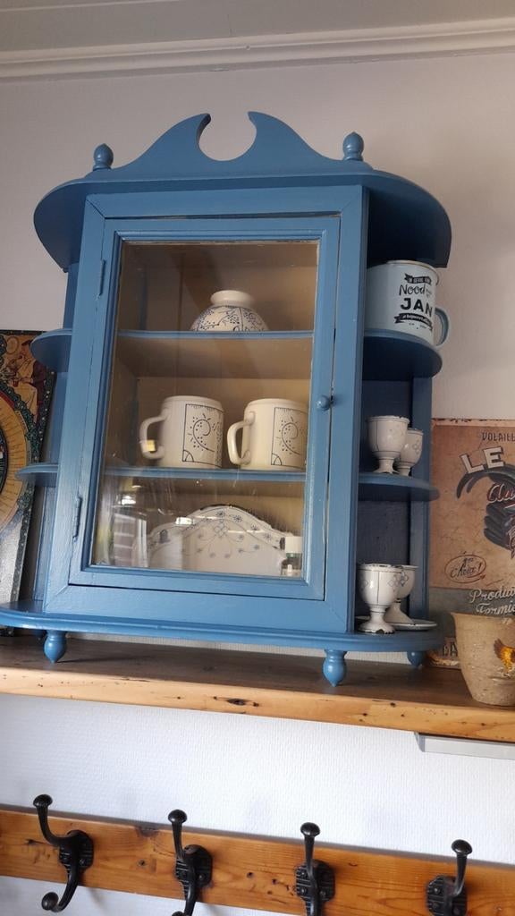 Brocante staan of hang kastje kleur Noors blauw geschilderd, Huis en Inrichting, Ophalen