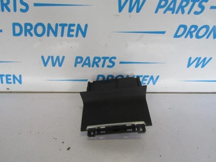 Cendrier avant d'un Skoda Superb, -, 3 mois de garantie, Utilisé, Skoda