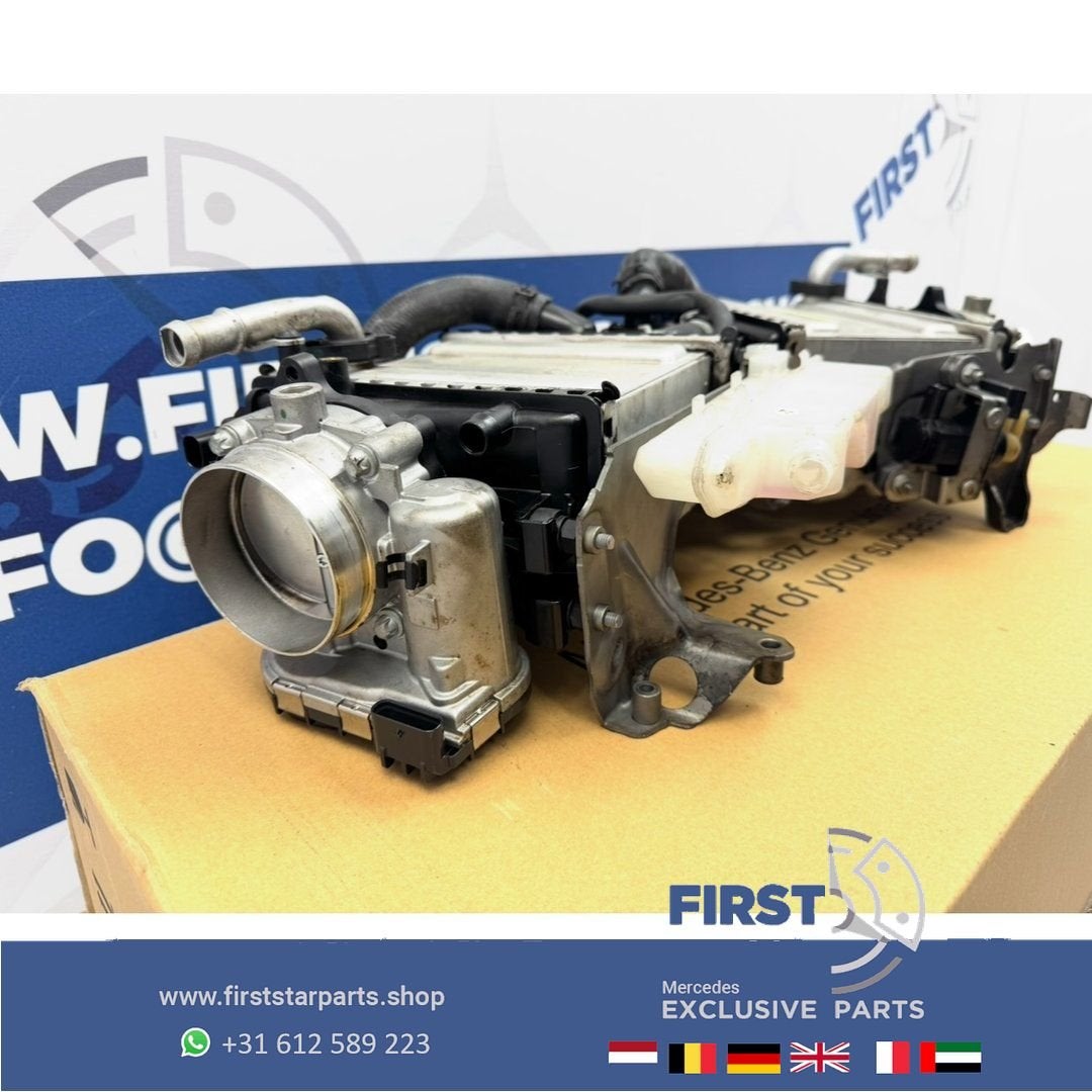 A1770901214 INTERKOELER C63 GLC63 E63 GT63 GTS GTR S63 G63 G, Utilisé, -, -, Enlèvement ou Envoi