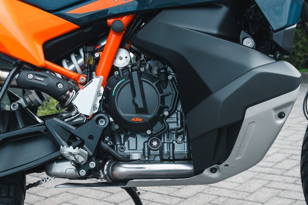 KTM 890 ADVENTURE R RALLY 2026 AKRAPOVIC LIMITED, Motoren, 2 cilinders, Motorrijbewijs A, Bedrijf, Meer dan 35 kW