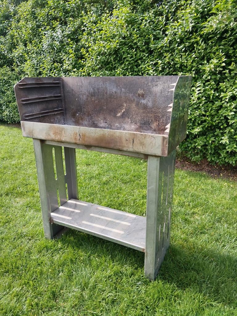 Inox bbq, Ophalen